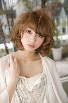 【心斎橋】≪完全週休2日制≫≪社会保険完備≫集客力抜群で入客可能！有名女性誌からも取材依頼を多数受ける業界注目のサロン！本格的な撮影や関コレなどのイベントにも参加しています！「release（リリース）」からスタイリスト（美容師）の求人★☆