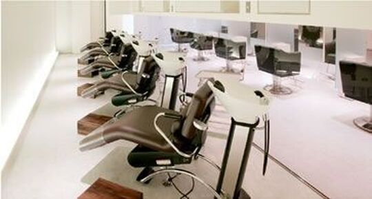 【羽倉崎】≪月給25万円～≫≪完全週休2日制≫≪社会保険完備≫入客チャンスあり！福利厚生が充実しているので、安心して長く働ける環境！「Libra hair spa 羽倉崎店（リーブラヘアスパハグラザキテン）」からスタイリスト（美容師）の求人☆★