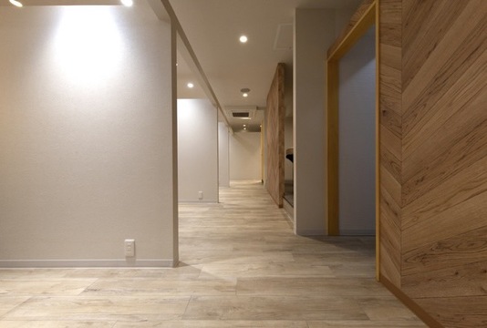 【吉祥寺】≪社会保険完備≫≪ノルマなし≫髪質改善がウリの高単価サロン！マンツーマン接客で一人のお客さんとしっかり向き合えます！「Dears 吉祥寺店（ディアーズキチジョウジテン）」からスタイリスト（美容師）の求人☆★☆