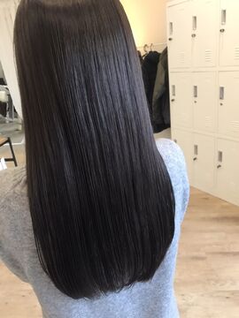 【桂】≪フリー指名に50〜65％還元≫≪2ヶ月間30万円保障あり≫≪自由出勤≫入客チャンスあり！ガッツリ稼ぎたい方もプライベート重視の方もどちらにもオススメ！自分のライフバランスに合わせることができるサロン！「e-style 桂店（イースタイルカツラテン）」よりスタイリスト（美容師）の求人☆★