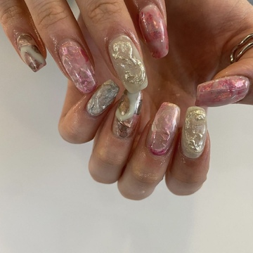 【心斎橋】≪独立支援制度あり≫≪社会保険完備≫≪月8日休み≫サロン選びに不安がある方必見！頑張りがお給料としてしっかり還元されます！働きやすく好条件のサロン「I nails 心斎橋店（アイネイルズシンサイバシテン）」からネイリスト（ネイル）の求人☆★