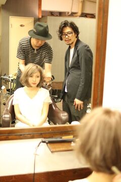 【阪急塚口】≪アシスタント月給18.5万円♪≫≪平均19:30に帰れてプライベート◎♪≫長く働ける抜群の好待遇が人気！地域密着でお客様と密に関われるアットホームなお店です“hairs BERRY 塚口店（ヘアーズベリーツカグチテン）”からアシスタント（美容師）の求人★☆