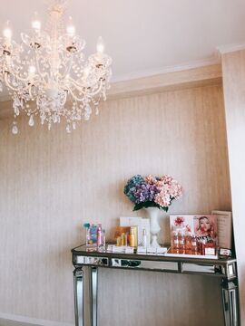 【豊田市駅】◆日曜休みあり・休日数、勤務時間の選択可能◆独自で技術を開発する実力派！世界大会で受賞歴多数のオーナーさん在籍！長く活躍できる安心の待遇面が魅力です！「CONJU ファースト豊田店（コンジュファーストトヨタテン）」からアイリスト（アイデザイナー・まつげエクステ）の求人☆★