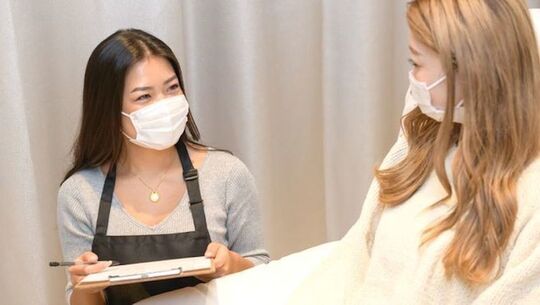 【御徒町】≪完全週休2日制≫≪残業なし≫≪バースデー休暇あり≫ハリウッドアイブロウリフト施術で目元の印象のプロとして活躍できる！「ange（アンジュ）」アイブロウリストからの求人☆☆