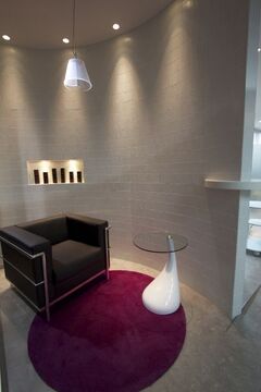 【豊津】◇◆社会保険完備◆◇お客様がくつろいでいられる環境づくりに力を入れています♪給与はコミッション制も選択可能！半個室のプライベートサロンCreateur(クレアトゥール)からスタイリスト(美容師)の求人☆★