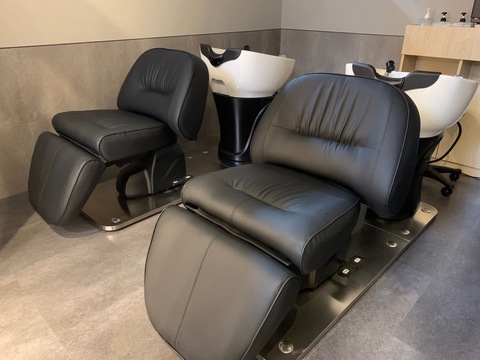 【赤坂駅】『選べる完全週休2日制＆週休3日＆時短』≪最低保障最大30万円・土日祝お休みOK・長期休暇取得可・社保完備・正社員or業務委託の選択OK≫有給休暇100％消化実績！！スタッフ、お客様はすべて女性だけの美容室。女性の働きやすさを常に考え、より良い環境や仕組みを創る「ivy by CIEL 女性専用サロン（アイビーバイシエルジョセイセンヨウサロン）」からスタイリスト（美容師）の求人☆☆