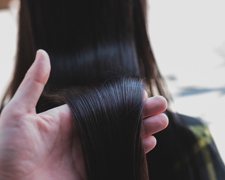 【京都市役所前】≪抜群の集客力で即入客可！≫≪1日のMax施術人数3名≫≪客単価1万円以上≫≪土日休みOK≫カットカラーの施術時間は2時間以上！デザインカラー比率が高い人気サロン「JESTER（ジェスター）」からスタイリスト（美容師）の求人☆☆