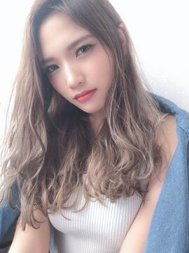 【西梅田】≪保障給あり≫≪完全マンツーマン≫≪自由出勤制≫≪正社員制度あり≫フリーランスが初めての方も歓迎！お客様とじっくり向き合える入客が可能です！勤務時間や休みの相談も可能です！「FIX-hair 梅田店（フィックスヘアーウメダテン）」からスタイリスト（美容師）の求人★☆