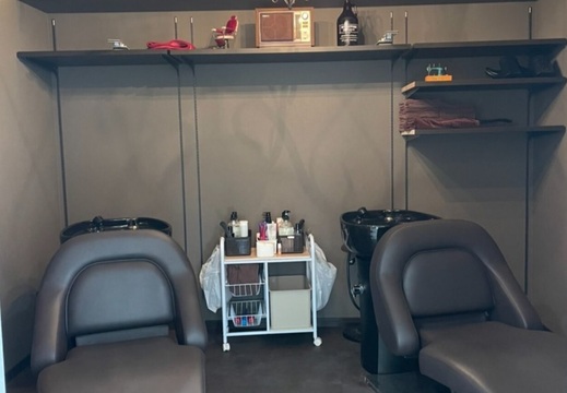 【平松】≪社会保険完備≫≪残業無し！18時半には退勤可能≫いい意味で自由で柔らかく働きやすいお店です！プライベートも充実できる環境！ママさん美容師さんも大歓迎！「ONandOFF by himeji（オンアンドオフバイヒメジ）」からスタイリスト（美容師）の求人☆★