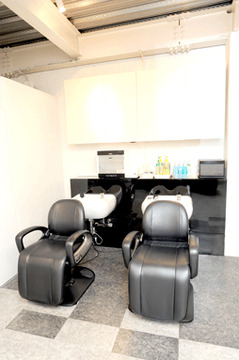 【五条】■マツエク・ネイル・着付けも学べる■幅広いジャンルで活躍できる美容師にレベルアップ可能！しっかりと今までの経験も活かしながら働けます！「Rail LEAD TO BEAUTY（レールリードトゥビューティー）」からスタイリスト（美容師）の求人☆★