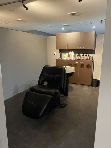 【札幌】大人気ヘアサロングループ！≪フリー40〜45％／指名45〜55％還元≫により高収入が可能！勤務時間や休日数は相談OK！自分のライフスタイルに合わせた働き方が出来るサロンです！「SEED LUXBE by chouchou（シードラックスビーバイシュシュ）」からスタイリスト（美容師）の求人☆★