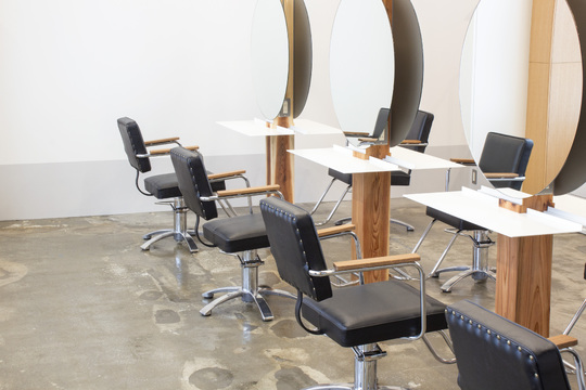 【武蔵小杉】◆完全週休2日制・社会保険完備・住宅手当あり◆20～30代のお客様を中心に支持される上質サロン！生涯美容師として活躍できるシステムを用意しており、キャリアアップも叶う！「acoron.武蔵小杉（アコロンムサシコスギ）」からスタイリスト（美容師）の求人☆★