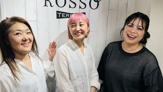 【鶴見】≪完全週休2日制≫≪選べる雇用形態≫≪店販賞与あり≫≪夏季休暇あり≫大人女性向けのおしゃれサロン！福利厚生も充実しており、働きやすい環境が整っています！「hair's ROSSO（へアーズ ロッソ）」からスタイリスト（美容師）の求人☆☆