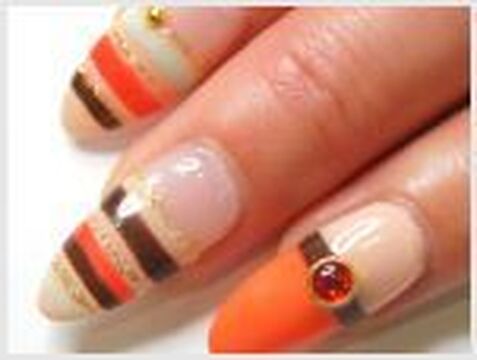 【心斎橋】《年1回7連休》試用期間中もお給料があって、技術研修もしっかり！人間関係もアットホームな、働きやすさ＆やりがい満載の「gratify 心斎橋本店（グラティフィーシンサイバシホンテン）」からネイリスト（ネイル）の求人☆