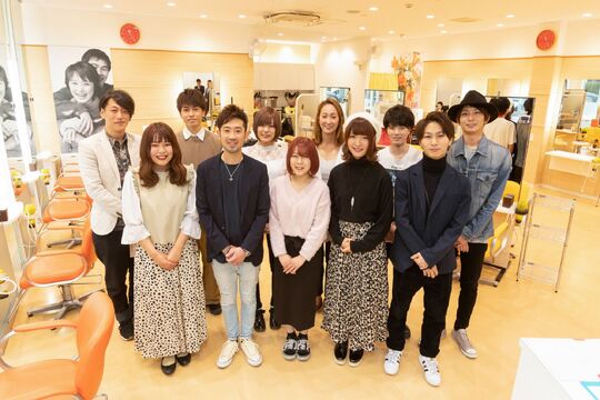 【平塚駅】≪社会保険加入OK≫≪残業なし≫など高待遇が人気の全国展開サロン！残業やノルマも一切ありません！長く働きやすい環境が整った会社です！ベテランスタイリストさんが多数在籍中“11cut OSC湘南シティ店（イレブンカットオーエスシーショウナンシティテン）”からスタイリスト（美容師）の求人★☆