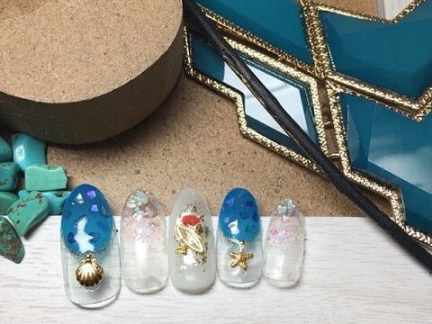 【心斎橋】経験者優遇!!!社会保険完備☆20:00迄☆実働8時間!!!ラグジュアリーで高級感溢れる店内が魅力的♪今までの経験を活かして高い技術力を提供Leggenda（レジェンダ）からネイリスト（ネイル）の求人★☆★