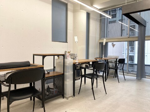 【南船場】≪月8日休み・土日休み相談OK≫≪実働8時間≫≪社会保険完備≫シンプル系デザインが人気のアイラッシュ&ネイルサロン！「dipty MOILA（ディプティモイラ）」からネイリスト（ネイル）の求人☆☆