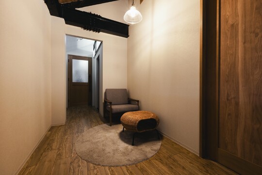 【川東】≪社保完備・完全週休二日制・固定顧客多数・残業ほぼ無し・ノルマなし≫現在エステ部門休業のため即戦力エステティシャン急募！！小規模人数サロンでアットホームな雰囲気で長く働ける環境です！地域密着型でお客様との関係性を大切にしているサロン「hue（ヒュー）」からエステティシャンの求人☆☆