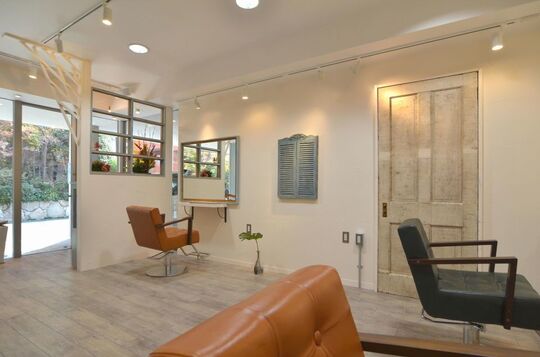 【六本松】≪有給休暇あり≫オーガニックにこだわりアリ！！日常の喧騒を忘れられる ”癒し”のプライベートサロン「Hair Creation JiLL（ヘアー クリエイション ジル）」からJr.スタイリスト・スタイリスト（美容師）の求人☆★