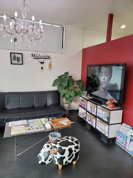 【田主丸】≪パートアルバイト大募集・時給1057円～・16時までの退勤OK≫地域密着型で幅広い世代のお客様と関わります！！アットホームでチームワーク抜群！！サロンワーク中心のヘアサロン「SHIMA美容室（シマビヨウシツ）」からスタイリスト（美容師）の求人☆☆