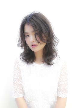 【福島】≪完全週休2日制・社会保険完備・日曜休みあり・基本残業なし・駐車場完備≫ブランクのある方やママさんも大歓迎！！長く働くことができる環境です！大人女性中心に贅沢空間を提供するヘアサロン「BALANCE. beauty resort（バランスビューティーリゾート）」からアシスタント（美容師）の求人☆★