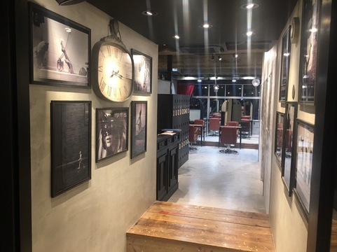 【天王寺】≪平均月給45万円≫≪月9日休み・土日祝休みOK・有給休暇あり≫≪実働8時間≫≪社会保険完備≫≪単価1万2000円以上≫高単価な美髪ヘアサロン！カットカラー2時間枠でのマンツーマン施術により生涯顧客を増やしていける体制です！「STELLA 天王寺あべの店（ステラテンノウジアベノテン）」からスタイリスト（美容師）の求人☆★☆