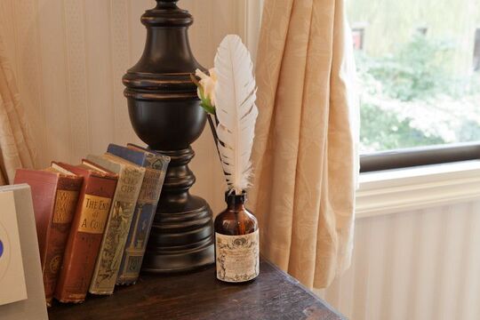 【銀座】未経験OK！■土日休み相談可能・実働8時間・誕生日休暇あり・社会保険完備■高級感たっぷりの可愛い店内♪まつ毛パーマやカラーエクステなど、幅広いメニューを取りそろえています！研修体制もバッチリで長く勤めていくことができるPLUME 銀座店（プリュームギンザテン）からアイリスト（アイデザイナー・まつ毛エクステ）の求人☆☆