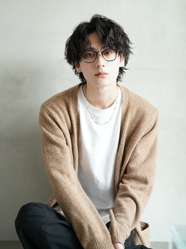 【心斎橋】fifth groupが手掛ける実力派サロン！高い技術や集客ノウハウを身に付けたい方必見！◆未経験・新卒生OK◆社会保険完備◆完全週休2日制◆撮影モデル代負担あり◆独自の技術を使ったメンズパーマが人気！「Men's salon tenn. by fifth 心斎橋（メンズ サロンテンバイフィフスシンサイバシ）」からアシスタント（美容師）の求人☆★