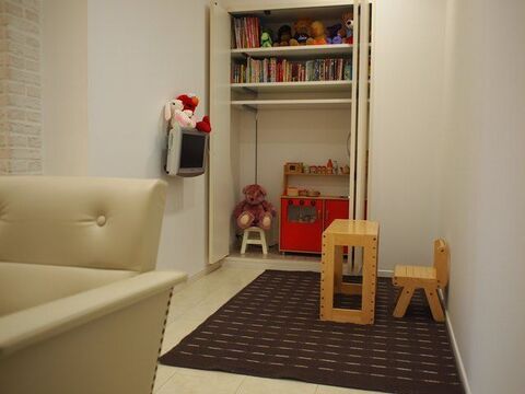 【山田】やる気次第で2年でデビュー可能★新卒生・通信生・未経験OK♪レッスン体制もあなたのペースで丁寧に指導しますのでしっかり成長出来る地域密着型サロン“hair＆spa blanca（ヘアアンドスパ ブランカ）”からアシスタント（美容師）の求人★☆★