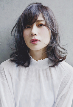 【小吹町】≪毎週日曜休み！≫≪完全週休2日制≫≪18時までに退勤可能≫≪ママさん歓迎！≫お客様1人1人に丁寧に向き合いながら、ゆったりと施術！一般企業並みの待遇・休日数で、女性が働きやすいサロンです！「Salon de La.（サロンドラ）」からアシスタント（美容師）の求人★☆