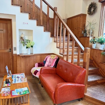 【竜王】≪社会保険完備≫≪産休育休実績あり≫≪サロン日曜定休≫≪ノルマなし≫≪休日出勤なし≫≪20時までに退勤可能≫年齢を重ねてもプレイヤーとして勤務できるような、スタッフのことを想った働きやすい環境です。「Beam by Hair（ビームバイへア）」からスタイリスト（美容師）の求人★☆