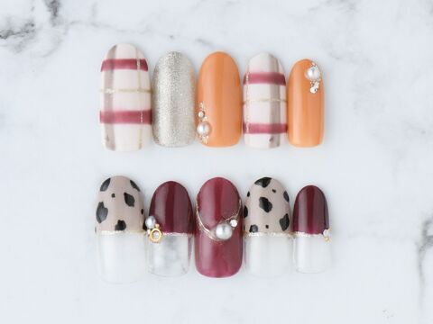 【東花園】≪店長候補の募集≫≪週休2日≫≪土日休みOK≪休憩1時間あり≫≪正社員、パート働き方を選べる≫≪駅から徒歩45秒≫できない技術を学べる環境あり！これからキャリアアップをはかりたい方必見！サロン環境◎地域密着型のアイラッシュサロン！「I.NAILS 東花園店（アイネイルズヒガシハナゾノテン）」からアイリスト（アイデザイナー・まつげエクステ）の求人☆★☆