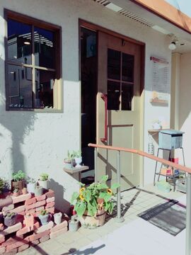 【堺東】スタッフさんもお客様も家族のようなアットホームサロン「Felis（フェリス）」からスタイリスト（美容師）の求人★☆