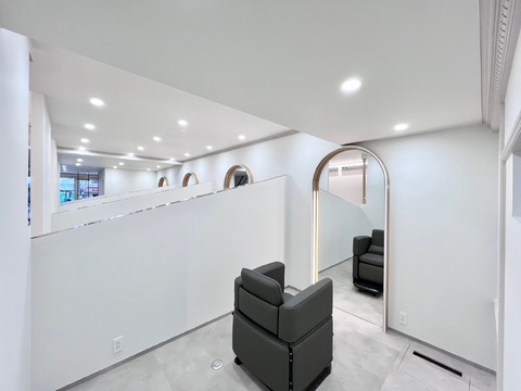 【瓦町】≪経験者歓迎≫≪社会保険完備≫≪高単価サロン≫≪月8,9日休み≫全席個室のスタイリストオンリーサロン！時短正社員の導入などセカンドキャリアを応援しています！「PAGE BOY Hair＆Design 瓦町店（ページボーイヘアーデザインカワラマチテン）」からスタイリスト（美容師）の求人☆☆