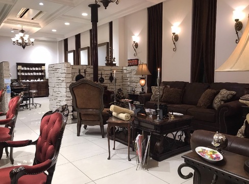 【松江駅】≪平均月休8～10日・実働8時間・休憩1.5時間あり・社会保険完備・平均月給35万円・営業時間18:30まで≫住宅ローン手当などの珍しい福利厚生が充実！終身雇用を目指して働きやすい美容室づくりに取り組んでいます！幅広い世代のお客様から愛されるヘアサロン「Rote（ロテ）」からスタイリスト（美容師）の求人★☆