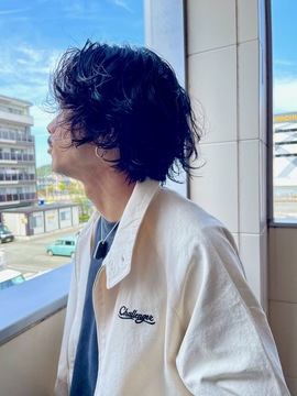 【博多駅】≪駅チカ・高月給・社会保険完備・月のお休み8日・有給休暇あり≫丁寧なカウンセリング・再現性の高い施術でお客様と関わります！！トレンドに敏感なメンズヘアサロン「Flag HAIR 博多駅前店（フラッグヘアーハカタエキマエテン）」からアシスタント（美容師）の求人☆★☆