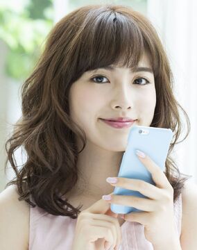 【河原町】≪月給25万円〜≫≪月8,9日休み≫≪時給1200円〜≫≪社会保険完備≫ブランクのある方でも大歓迎！メイクや着付けも学べてトータルで活躍できます！「GUICHES 京都店（ギッシュキョウトテン）」からスタイリスト（美容師）の求人★☆