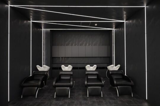 【新大阪】≪フリー45％／指名50％≫基本的にはマンツーマン制をとっており入客チャンスも◎既存店舗では月収４０万円以上の方ばかりのサロン「SOAR Men’s Barber 新大阪（ソアーメンズ バーバーシンオオサカ）」から理容師（理容室）の求人☆★☆