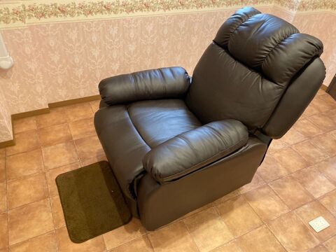 【香里園】≪完全週休2日！≫≪夏季・年末年始休暇はそれぞれ公休3日≫≪時間内レッスン推進！≫≪平均退社時間20時≫≪月給19万円〜≫男女兼用サロンor女性専用サロンの選択可能！「ANDREA hair（アンドレアヘアー）」からアシスタント（美容師）の求人☆★☆