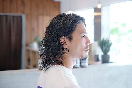 【六甲道】≪月給25万円スタート／アシスタント月給20万円スタート≫≪社会保険完備≫≪有給休暇あり／土日休みもOK≫働き易い環境が整ったバーバーショップ！人気のバーバースタイルを学べるお店です！頑張り次第で40万円以上の収入も可能！「Ordinary BARBERSHOP（オーディナリーバーバーショップ）」からスタイリスト・アシスタント（理容師）の求人★☆