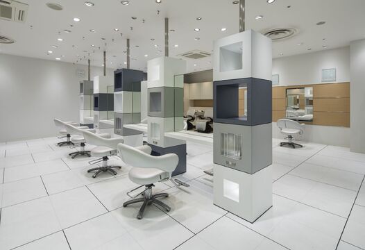 【津田沼】＜完全週休2日制＞＜社会保険完備＞抜群の待遇を擁する全国に展開するサロン☆充実の教育体制があるので美容師を続けてもらえる環境です♪TAYA ミーナ津田沼店（タヤ ミーナツダヌマテン）からアシスタント（美容師）の求人☆★