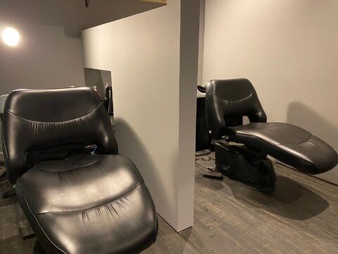 【西鉄香椎】≪社会保険完備≫≪完全週休2日制≫≪実働8時間≫美容室とは思えない好条件！女性スタッフが長く働ける環境を目指します！女性のためのトータルビューティーサロン「ACRO HAIR&NAIL（アクロヘアーアンドネイル）」からアシスタント（美容師）の求人☆☆