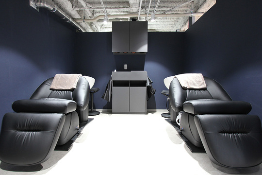 【天神橋筋六丁目】≪マンツーマン入客＆カットカラートリートメント2時間枠≫≪自由出勤制≫≪人気システムトリートメントを使用した髪質改善推し≫≪最低保障の相談もOK≫自由出勤制でプライベートも充実！集客に関しても安心できる環境です！「Roy（ロイ）」からスタイリスト（美容師）の求人☆★