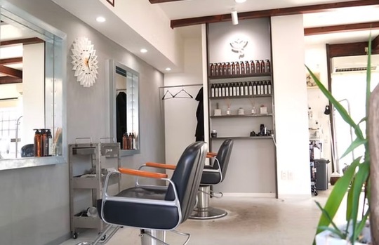 【四日市】≪完全週休2日制≫≪20時までに退勤可能≫≪社会保険完備≫≪完全マンツーマン≫≪年間休日120日≫1日最大3名の施術のためゆったり働ける！大人女性から人気のサロン！「SO-CO（ソーコ）」からスタイリスト（美容師）の求人☆★