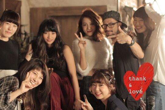 【梅田】≪社会保険完備≫≪新規出店予定あり≫新規入客チャンス大☆大阪に店舗展開するFERIA☆事例のない未来は自分たちで作る！FERIAの一番のウリは働きやすさです！「FERIA 梅田（フェリア ウメダ）」からアシスタント（美容師）の求人★☆