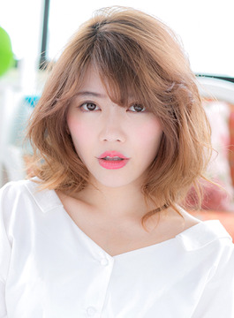 【亀有】◇◆日曜休みあり・月8日休み・寮あり・引っ越し支援金あり・産休育休制度あり・社会保険完備◆◇早期デビューも可能で超好待遇！サロンワーク以外の活動も盛んで、美容師としての職業を全力で楽しめます♪Hair&Make TRUTH 亀有店（ヘアアンドメイクトゥルースカメアリテン）からアシスタント（美容師）の求人★☆