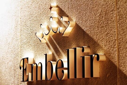 【武庫之荘】≪社会保険完備≫≪週休2日休み≫≪第3日曜日定休日≫≪入客チャンスあり≫スパにも力を入れている地域密着型アットホームサロン「Embellir（アンベリール）」からスタイリスト（美容師）の求人☆★☆