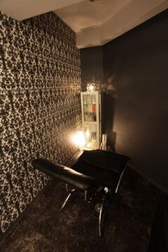 【門戸厄神】社会保険完備★週休2日制！！仕事とプライベートでON・OFFしっかりメリハリがつけられるので働きやすいです！地域の方から長く愛されているユニセックスサロン¨ヘアークリエイティブサロン YASUMURA（ヤスムラ）¨からアシスタント（美容師/理容師）の求人☆★