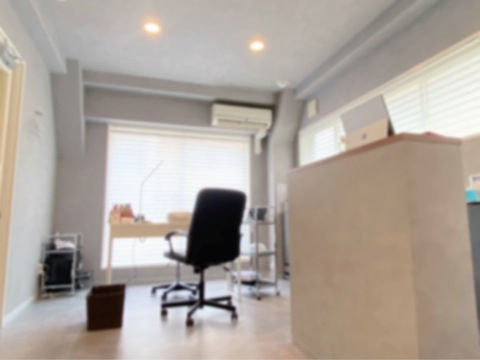 【三ノ宮】≪社会保険完備≫≪連休取得可能≫長さだしやスカルプ、マニキュアなど幅広いメニュー展開をしています！ハードジェルをメインに扱うサロン「Nail Lounge Hyua（ネイルラウンジヒュア）」からネイリスト（ネイル）の求人☆★☆