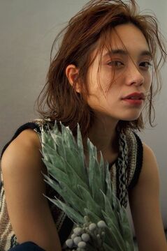 【枚方市駅】≪1日1万円保証≫≪フリー40％／指名50％還元≫≪オシャレなスタイル≫≪お休みや時間の相談OK≫マンツーマンで接客！美容師として成長出来る環境が魅力的です◎Cafune’ juntos YOLO（カフネジュントスヨロ）からスタイリスト（美容師）の求人☆★☆